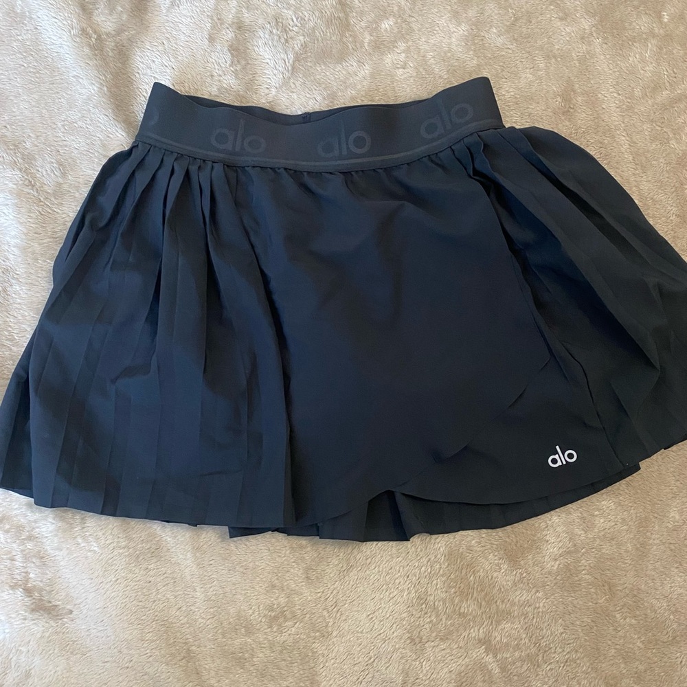 Alo Yoga Women’s Victory Skirt